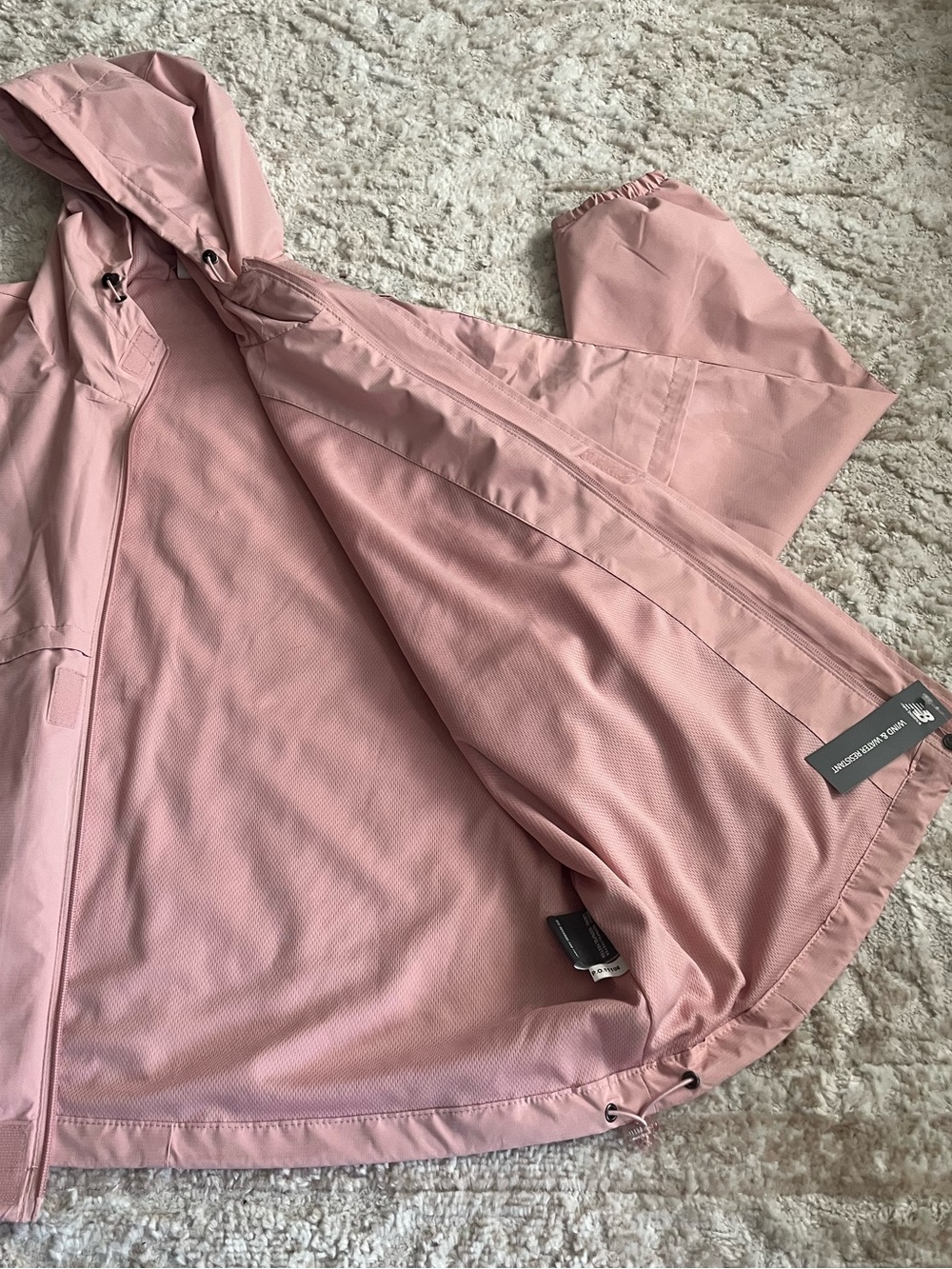 New Balance Hooded Wind and Rain Jacket in Dusty Pink - Picture 6 of 11